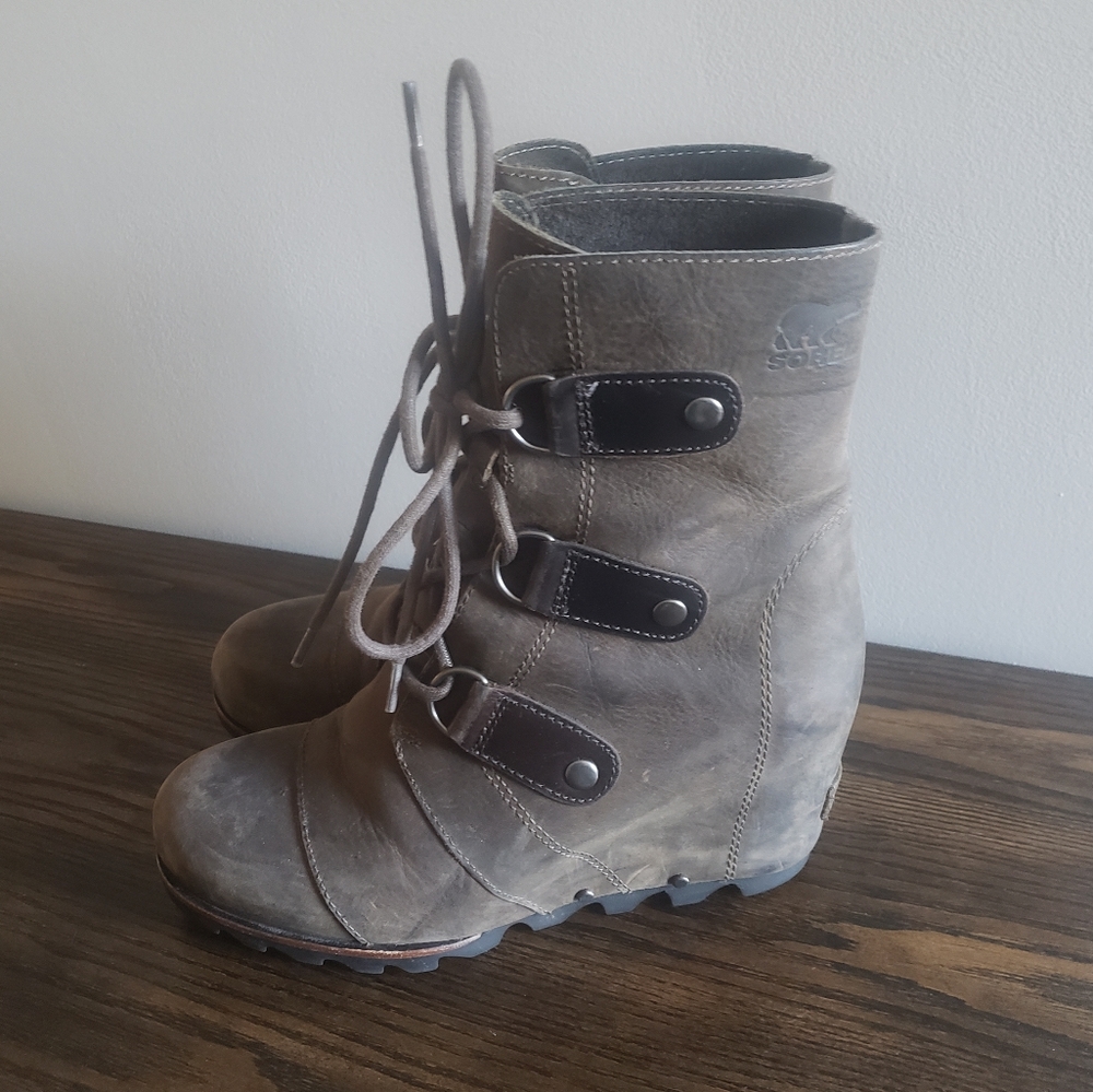 Sorel Joan of Arctic Wedge Boots Brown